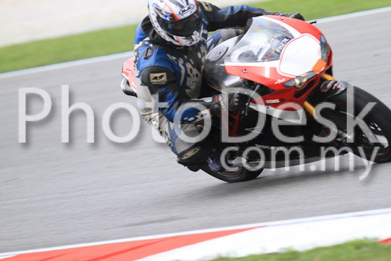 01_101030_00337_RevClub