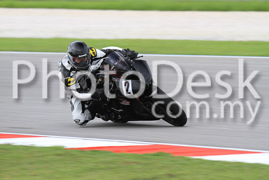 01_101030_00386_RevClub