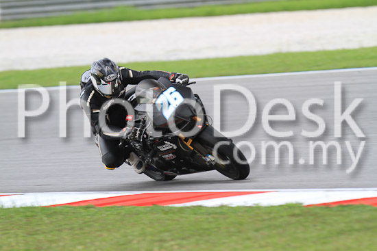 01_101030_00434_RevClub