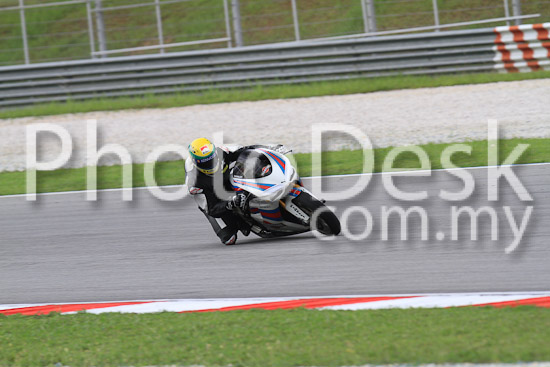 01_101030_00441_RevClub