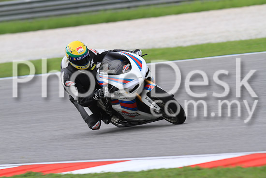 01_101030_00447_RevClub