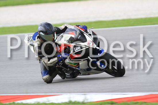 01_101030_00461_RevClub