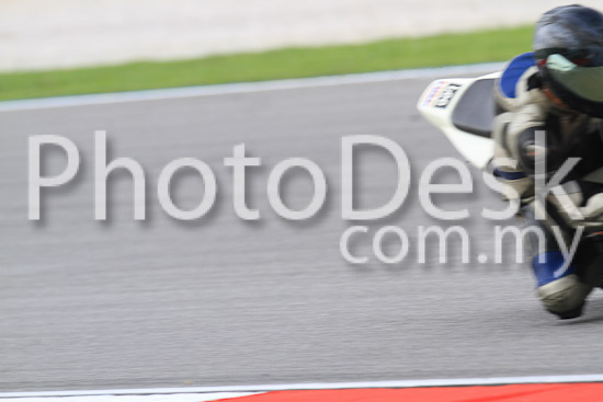 01_101030_00463_RevClub