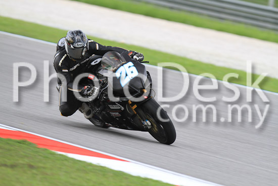 01_101030_00518_RevClub