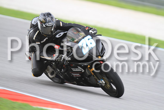 01_101030_00520_RevClub