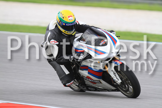 01_101030_00534_RevClub