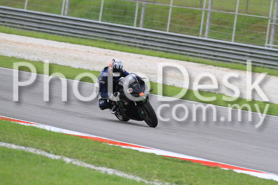 01_101030_00538_RevClub