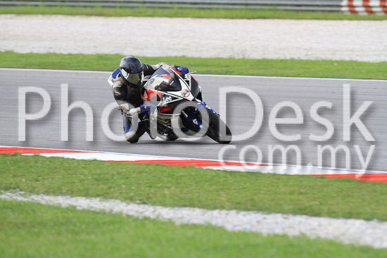 01_101030_00567_RevClub