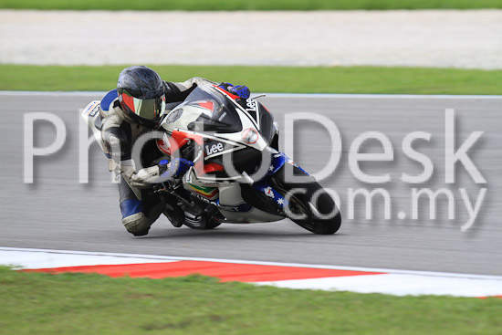 01_101030_00571_RevClub