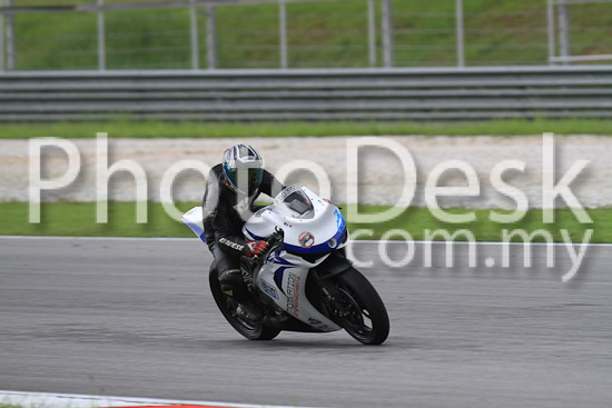 01_101030_00613_RevClub