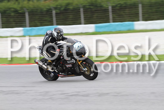 01_101030_00638_RevClub