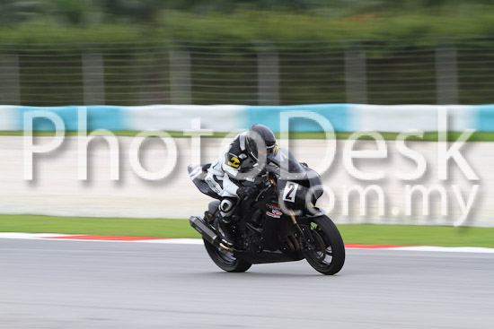 01_101030_00663_RevClub