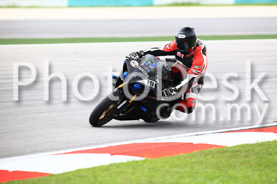 01_101030_00691_RevClub