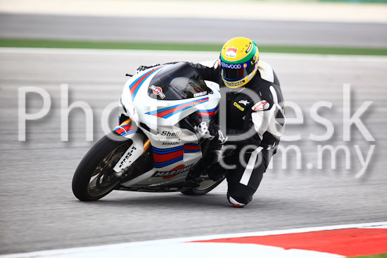 01_101030_00720_RevClub