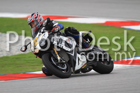 01_101030_01005_RevClub