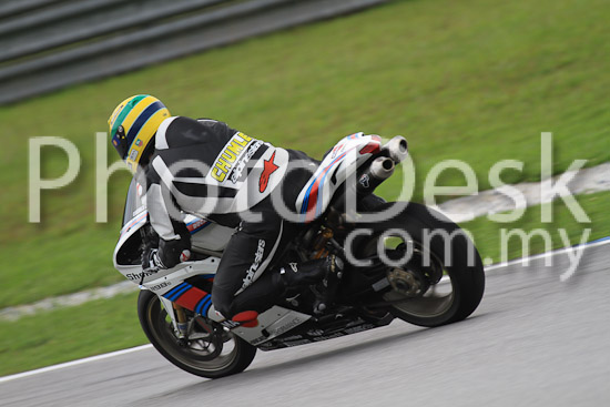 01_101030_01030_RevClub