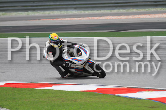 01_101030_01115_RevClub