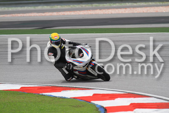 01_101030_01117_RevClub