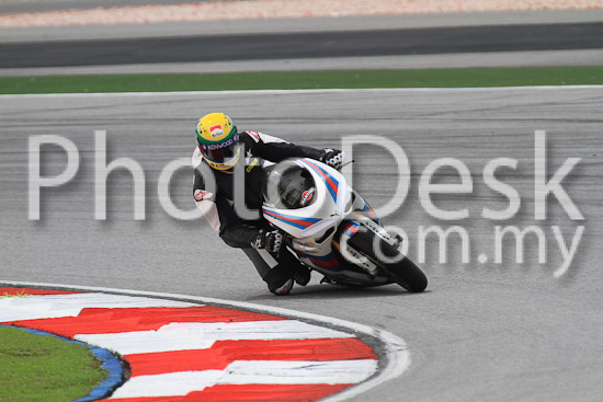 01_101030_01119_RevClub