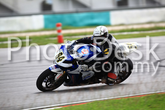 01_101030_01315_RevClub